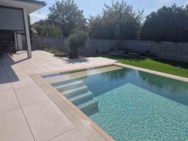 Pool tech 6